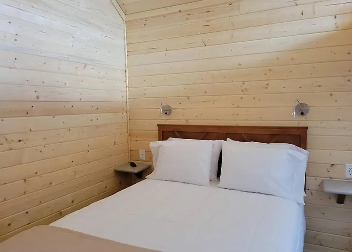 Chalet 076 Tiny Nr Grand Canyon South Rim Sleeps 8 Valle