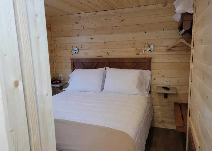 Chalet 076 Tiny Nr Grand Canyon South Rim Sleeps 8 *